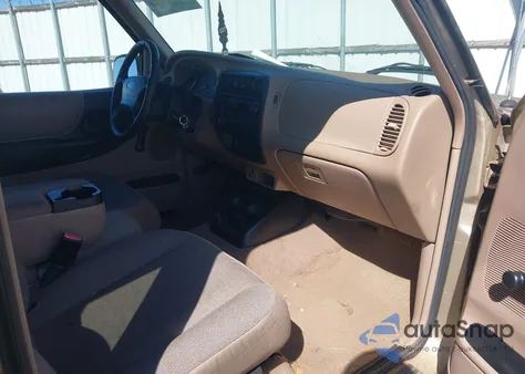 2002 Ford Ranger Edge/Tremor/Xl/Xlt from USA, damaged, VIN 1FTYR14U52TA03988